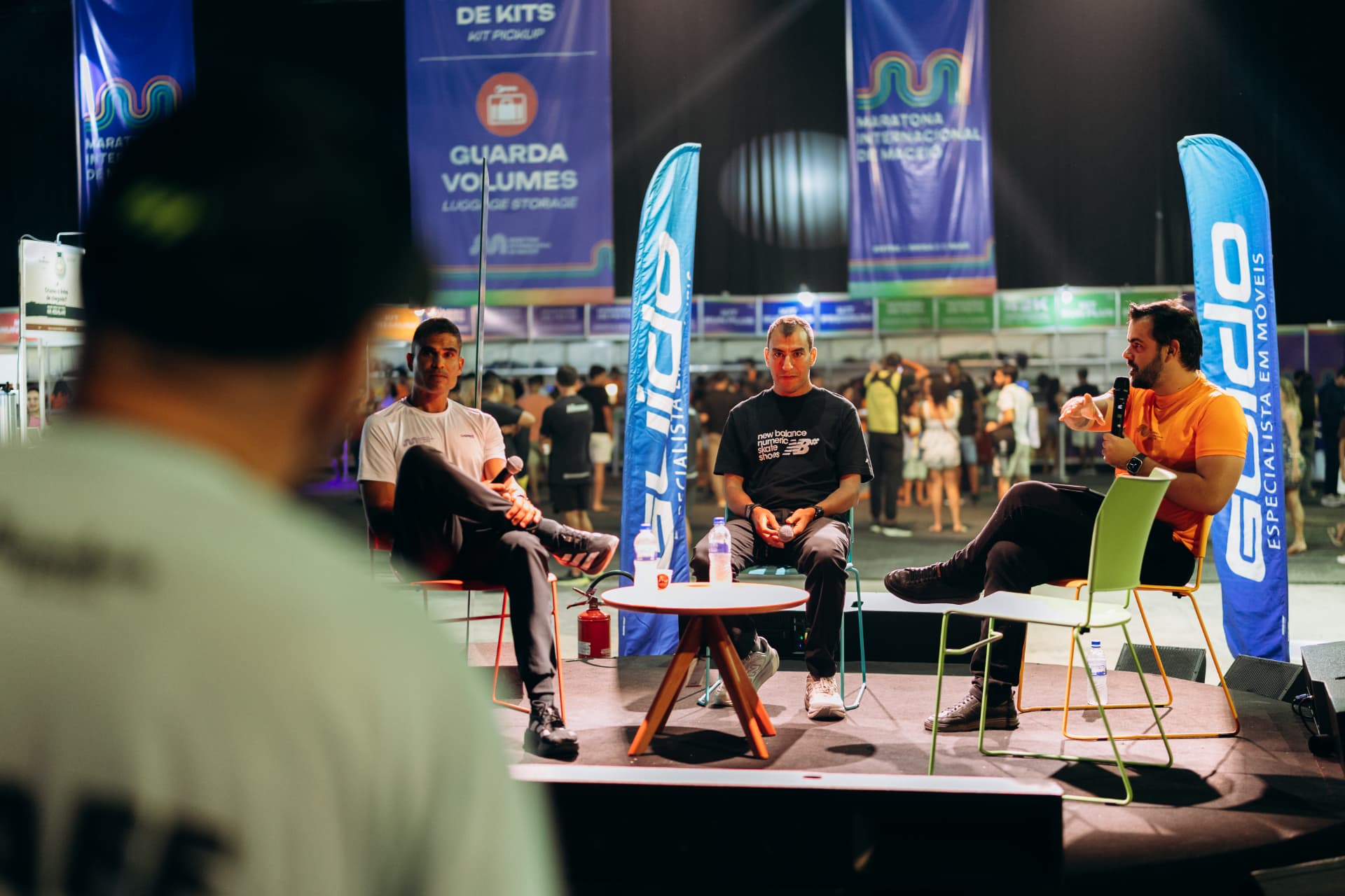 Palestra no palco da Maratona Internacional de Maceió